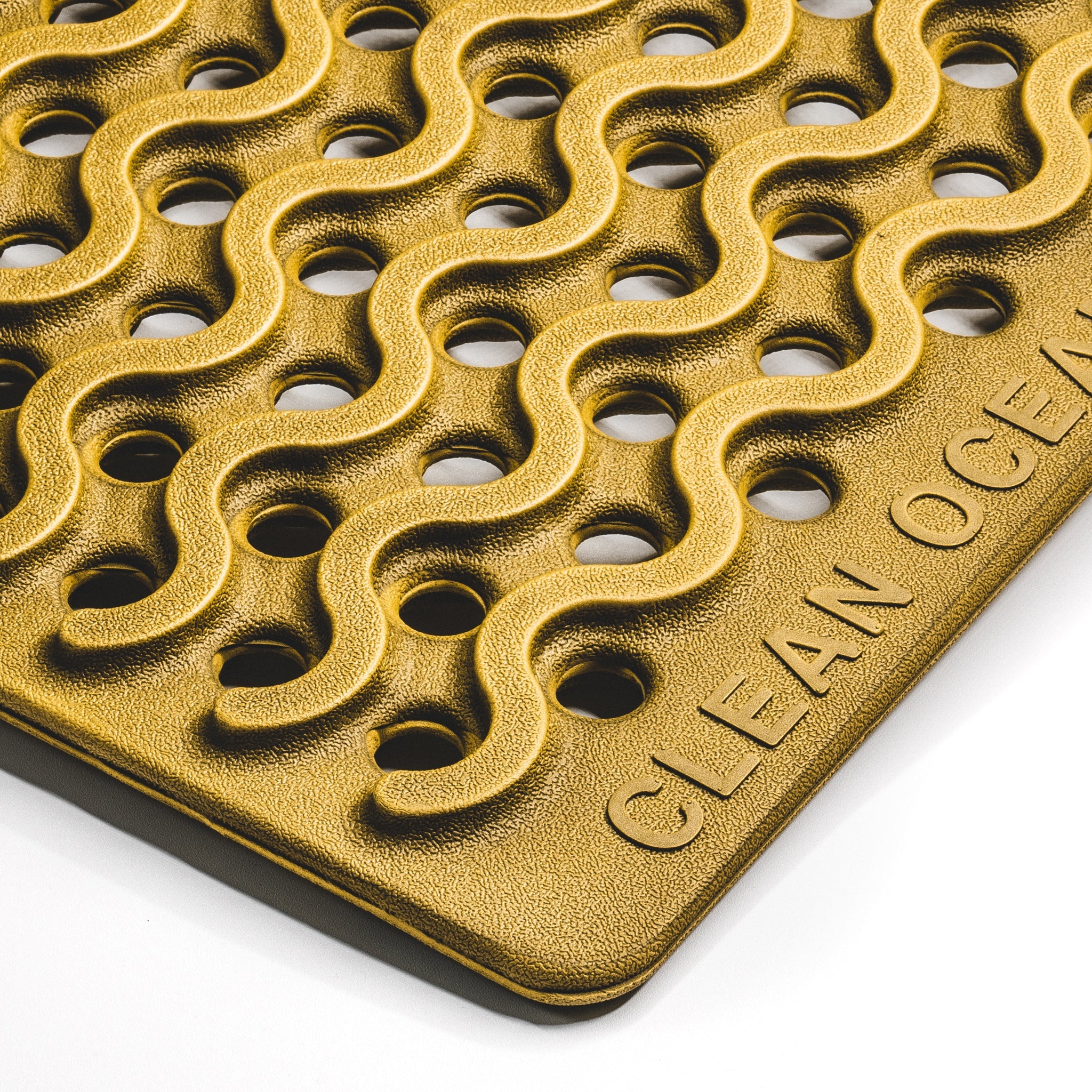 Mariner Mat II - Compact Outdoor Changing Mat
