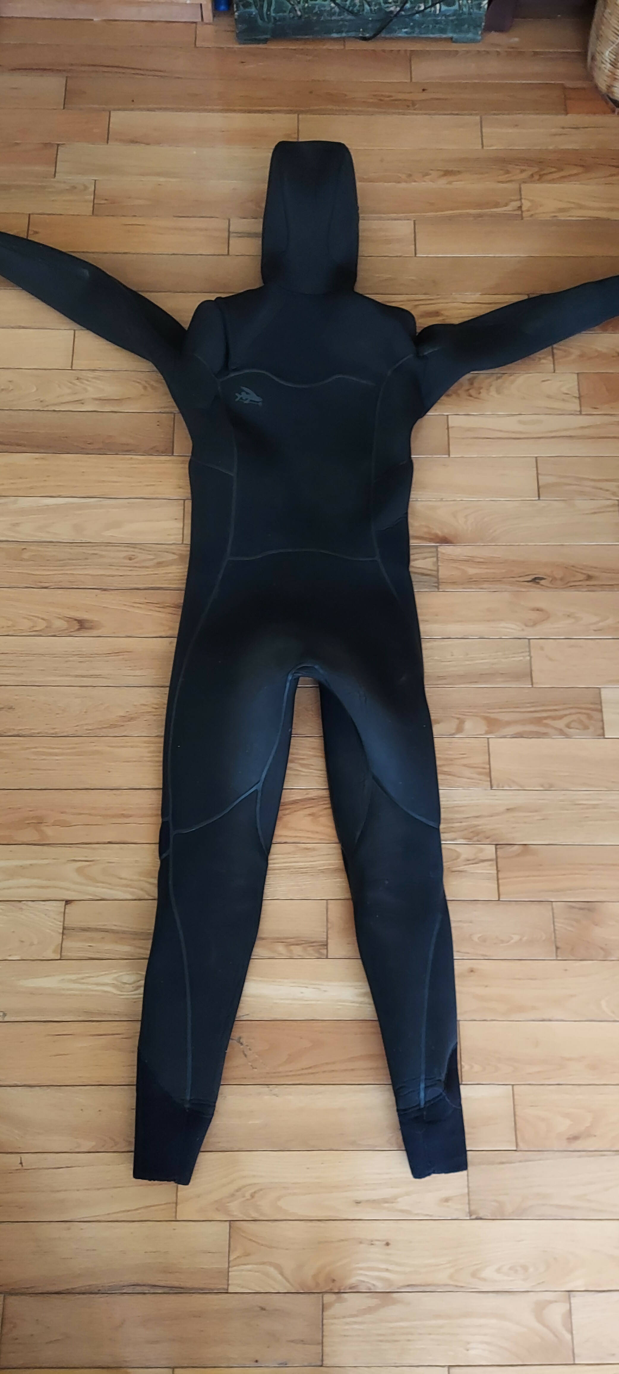 Patagonia r4 hooded clearance wetsuit