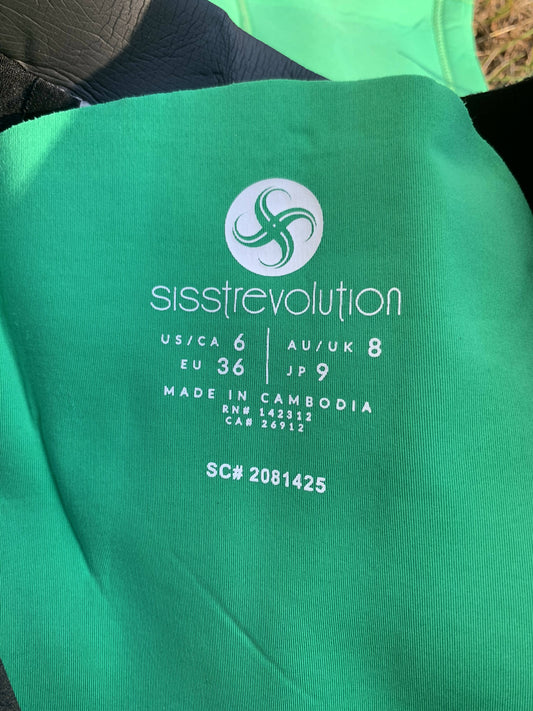 Sisstr revolution Seven Seas 3/2 wetsuit. Size 6